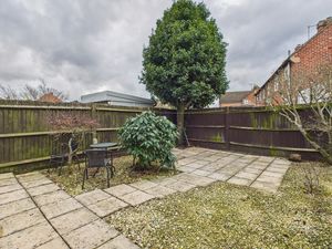 Photo 22- click for photo gallery